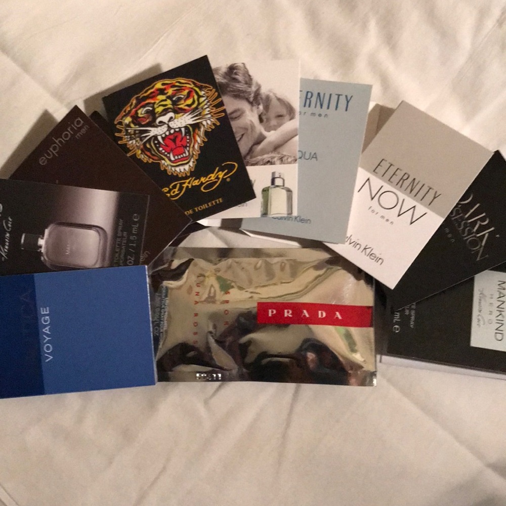 Authentic fragrance samples             Pack of 10